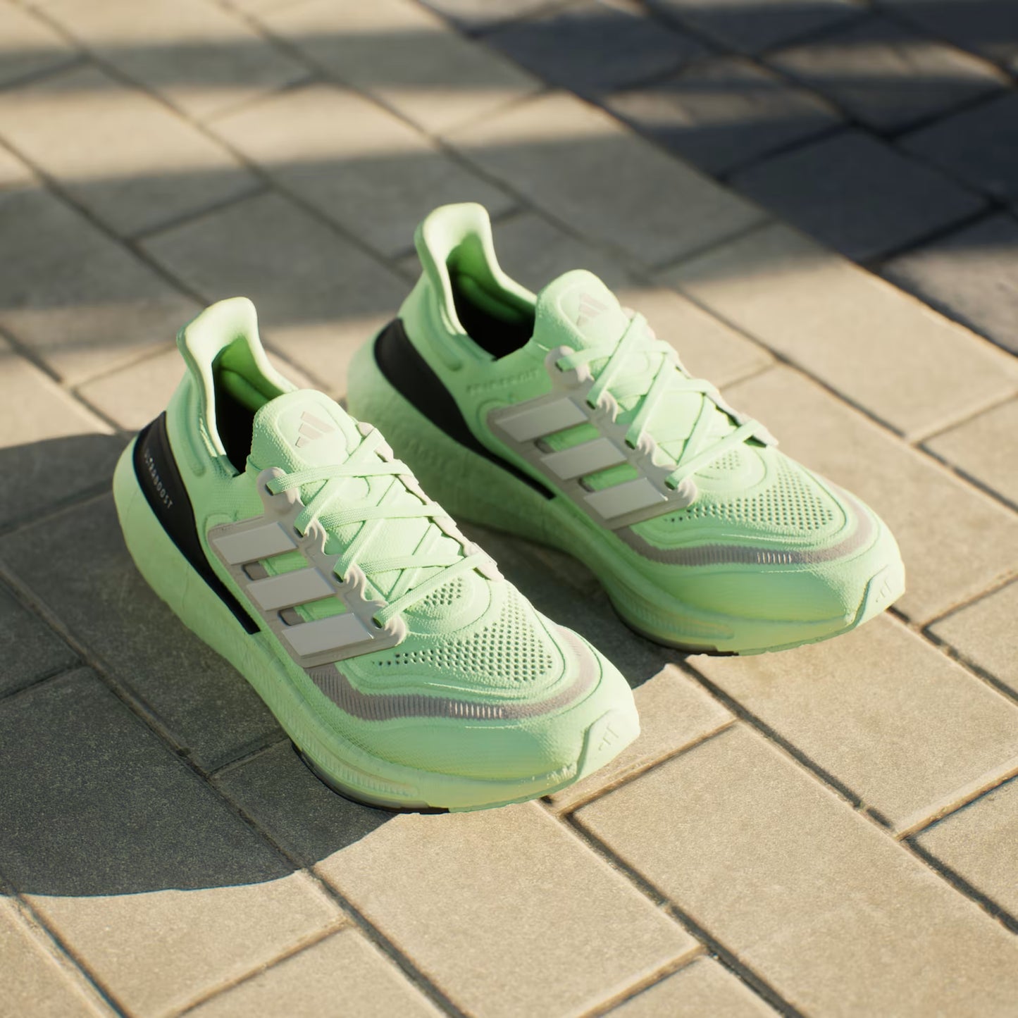 Tenis Ultraboost Light 23 Original