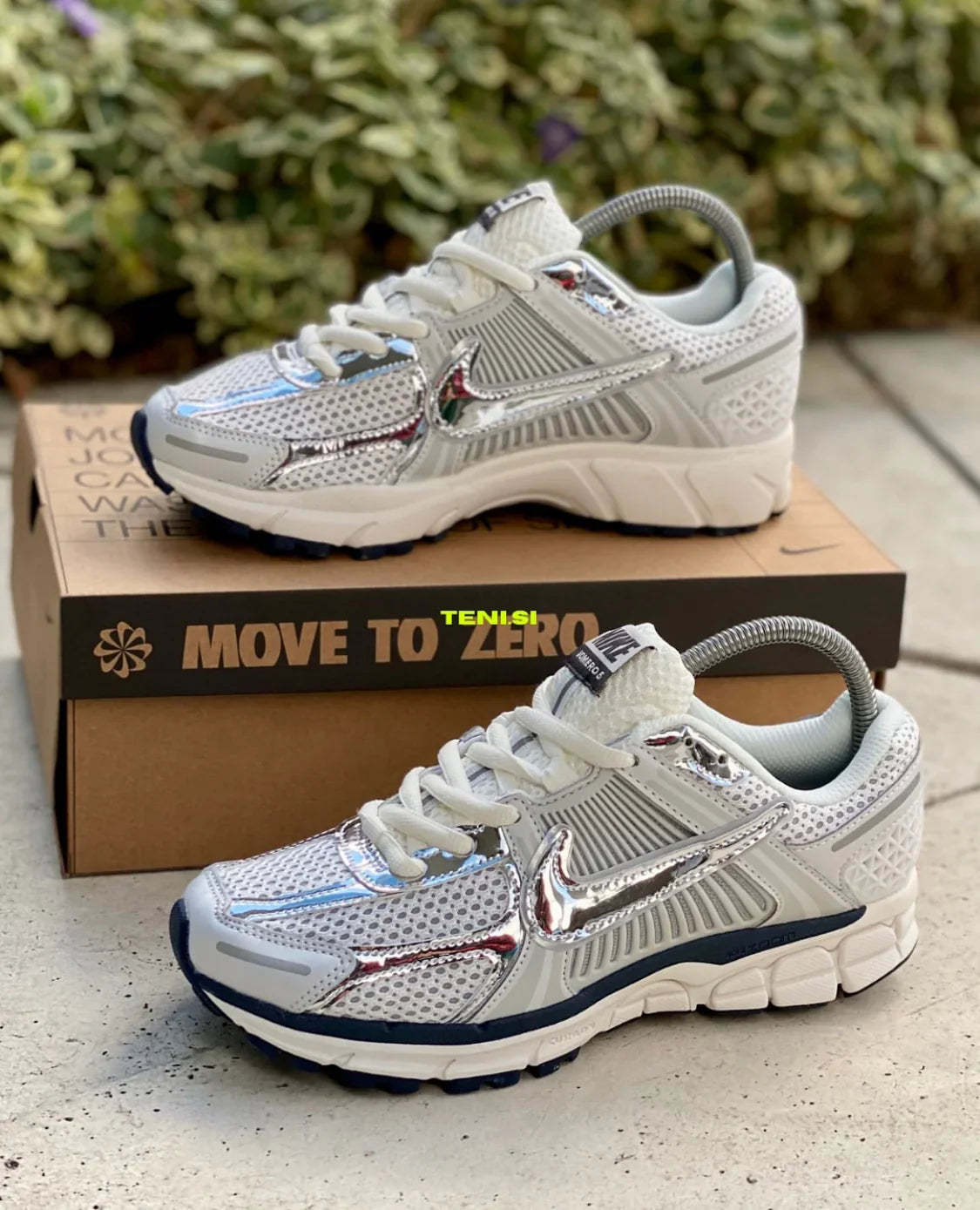 Nike Vomero Grey