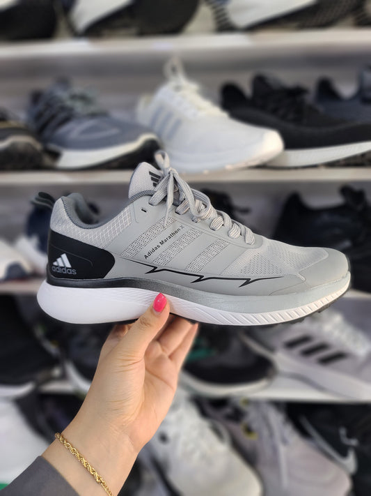 Adidas marathon gris